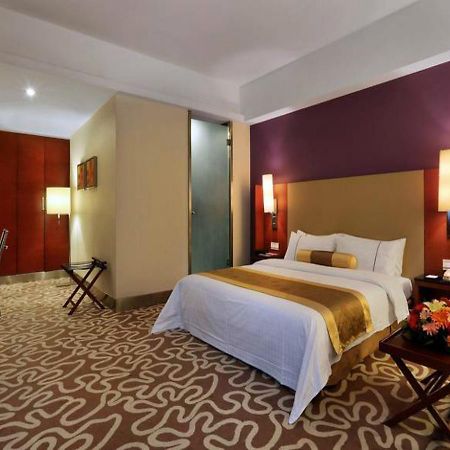 Shenzhen Caa Holy Sun Hotel, Luohu Railway Station Экстерьер фото