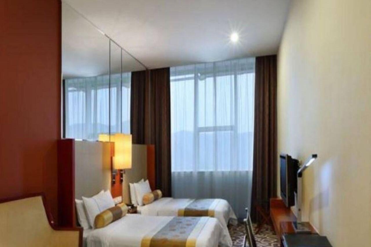 Shenzhen Caa Holy Sun Hotel, Luohu Railway Station Экстерьер фото